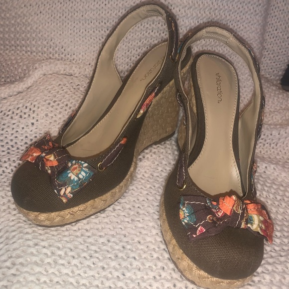Xhilaration brown wedge sling back heels. Size 6 1/2. Excellent condition. - Picture 6 of 6